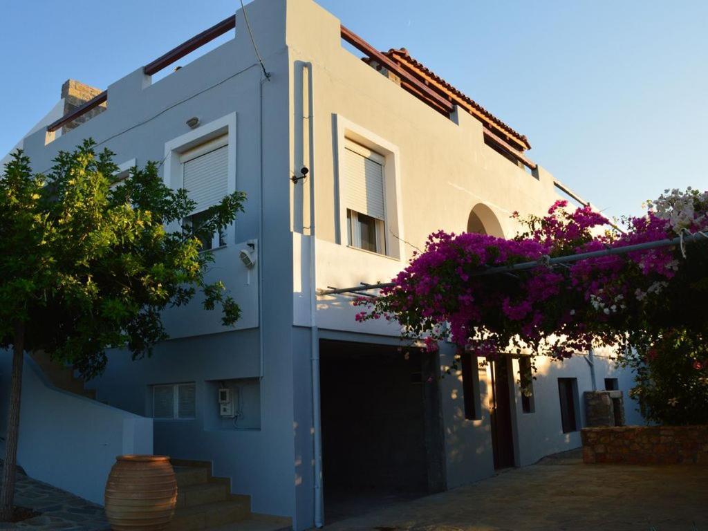 United Blue Resorts - White Sand Karteros Ngoại thất bức ảnh