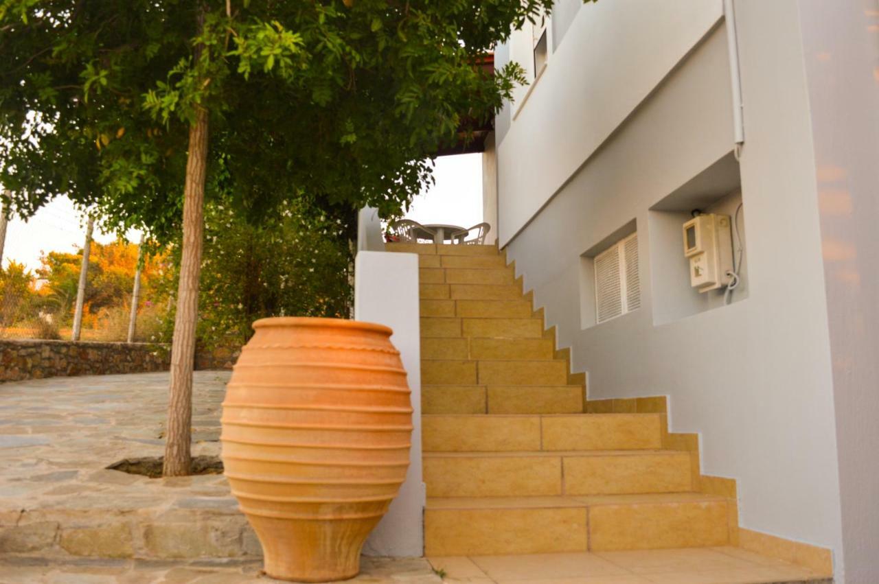United Blue Resorts - White Sand Karteros Ngoại thất bức ảnh