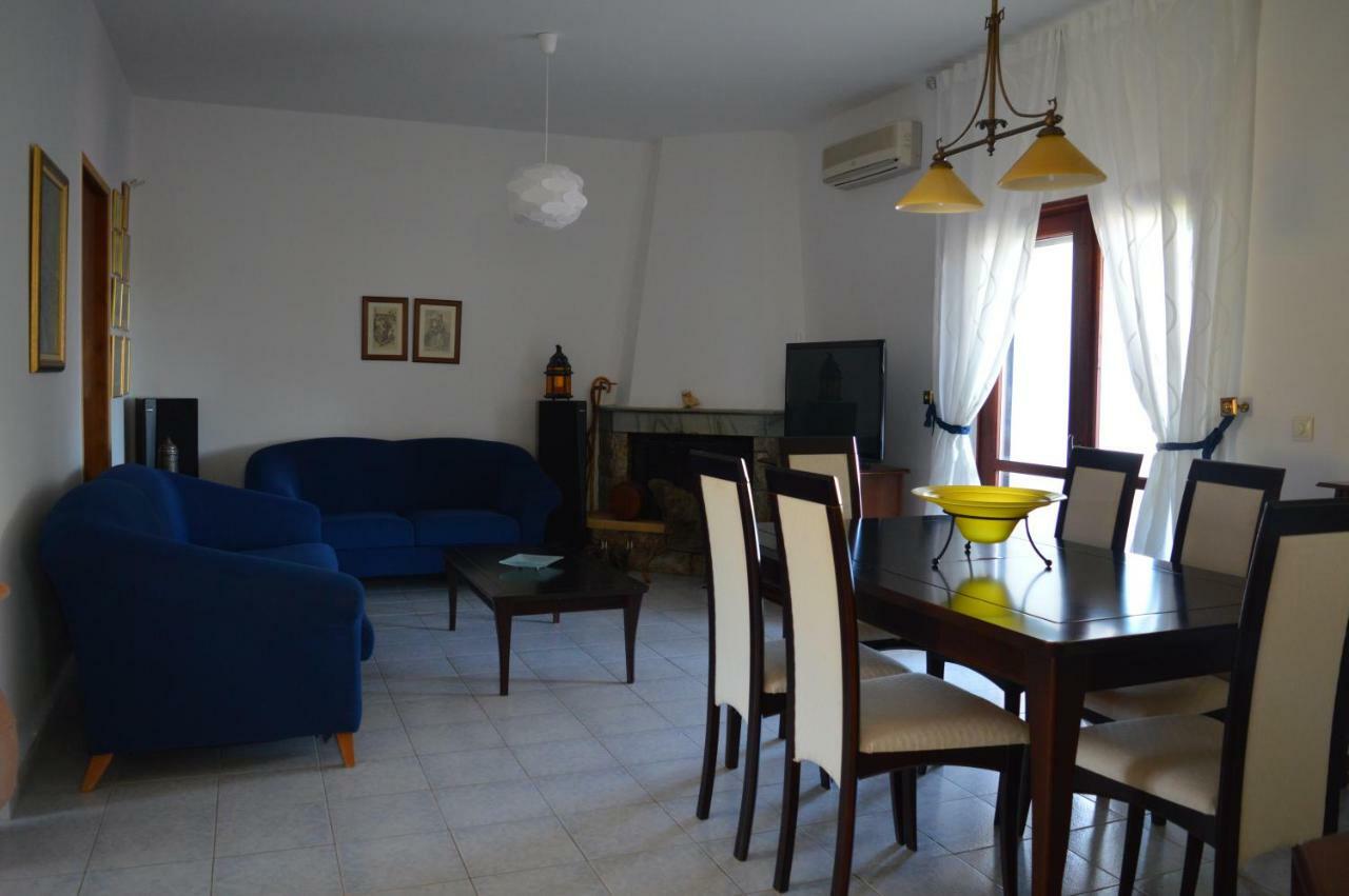 United Blue Resorts - White Sand Karteros Ngoại thất bức ảnh